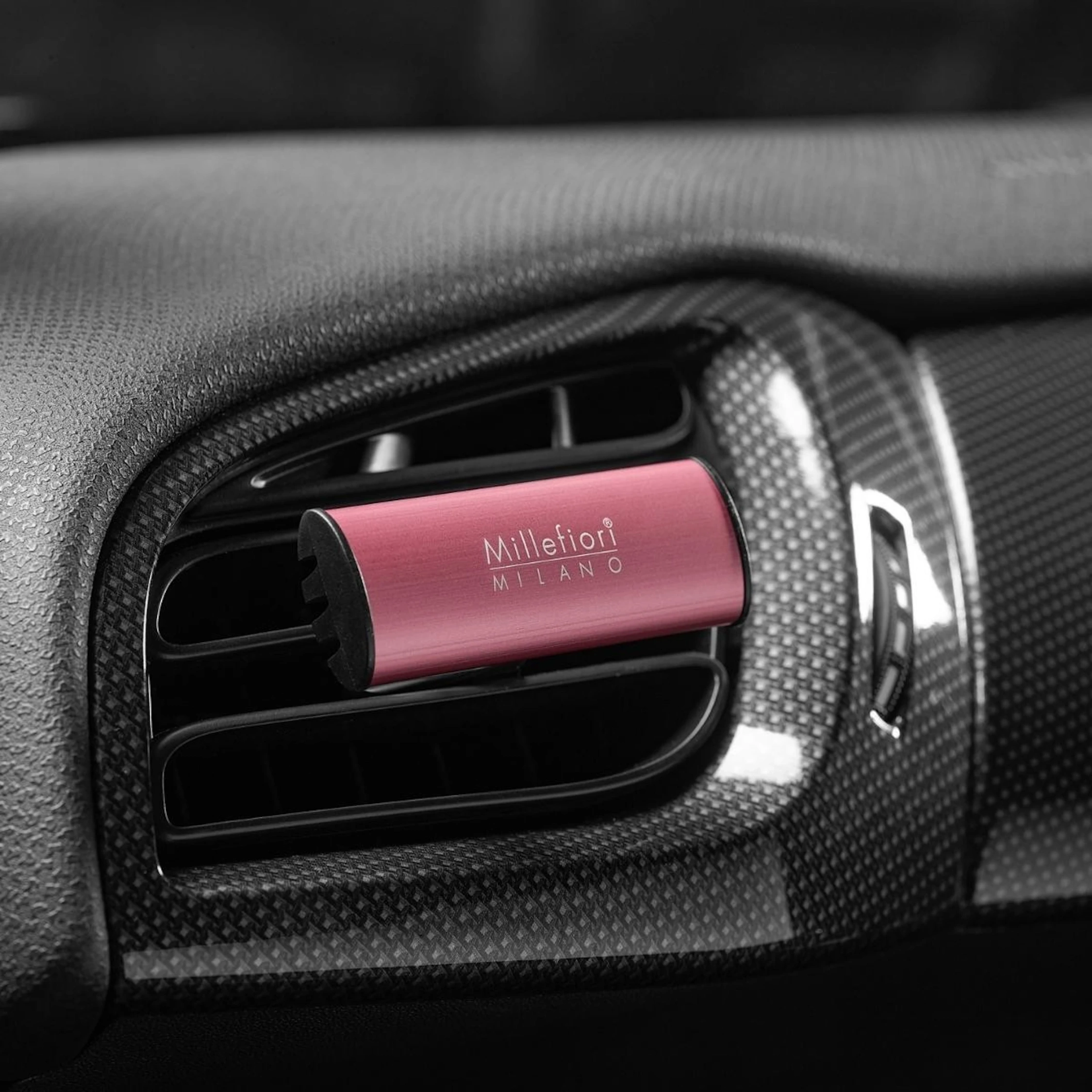 Odświeżacz do samochodu Car Icon Classic Magnolia Blossom & Wood